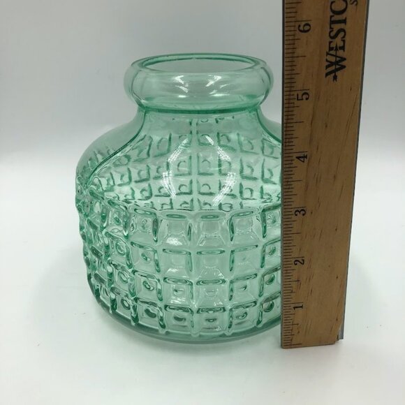 Green Glass Vase With Checkered Pattern Table Décor No Lid - Picture 11 of 11